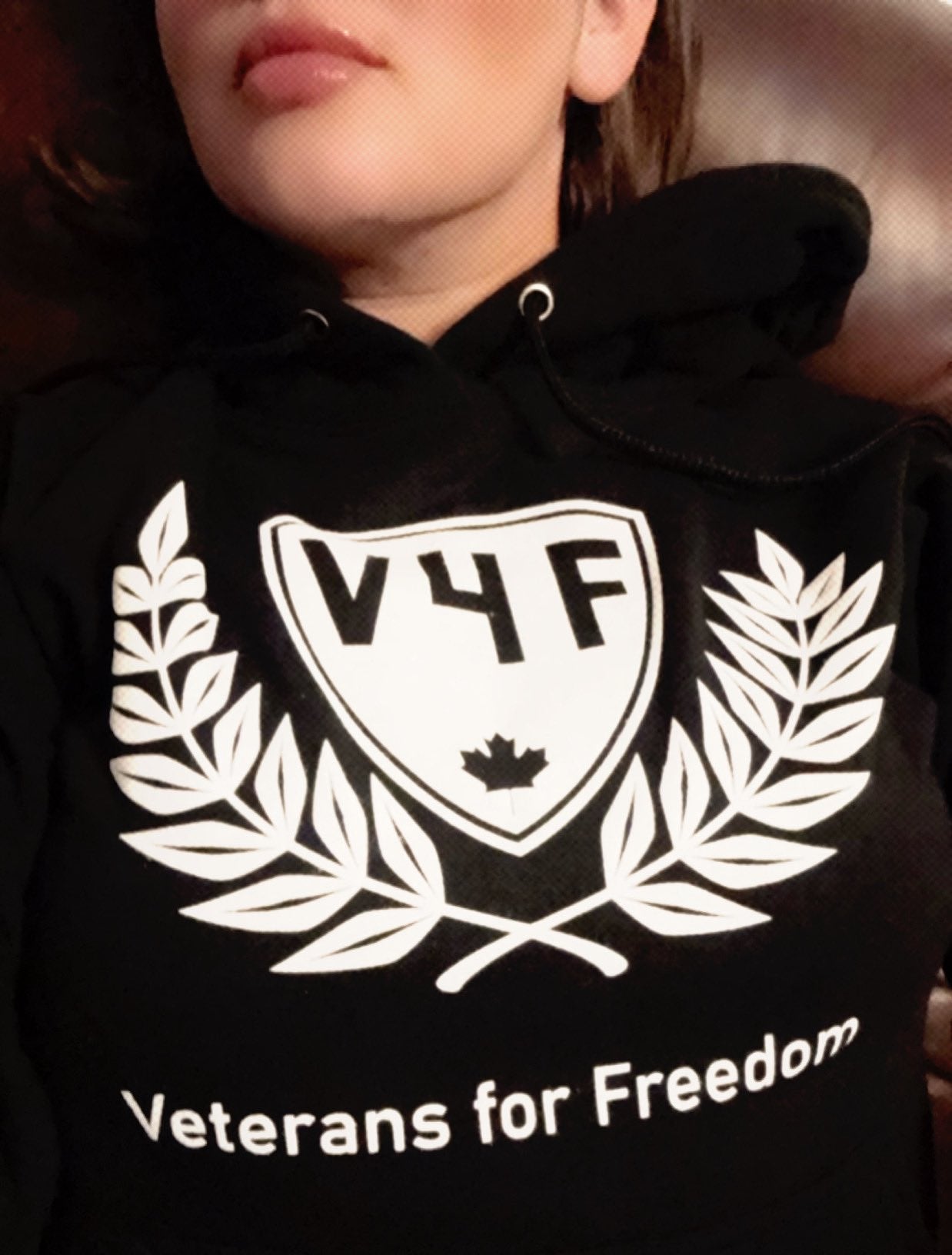 V4F Hoodie "Standing for Freedom" (Fundraising)